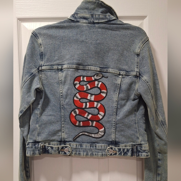 no nrand Jackets & Blazers - Stylish Blue Jean Jacket with Red Snake Embroidery